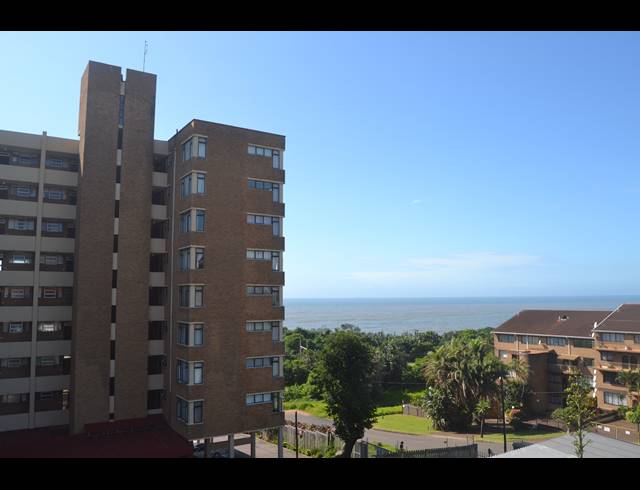 1 BEDROOM FLAT FOR SALE IN SCOTTBURGH CENTRAL